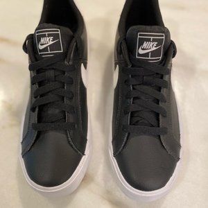 Nike Women’s Sneakers